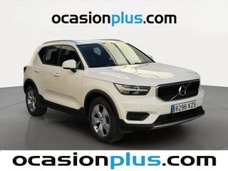 Volvo XC40 T4 Momentum Auto 140 kW (190 CV)