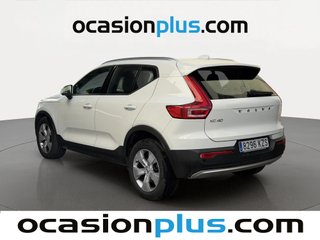 Volvo XC40 T4 Momentum Auto 140 kW (190 CV)
