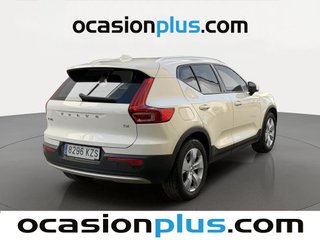 Volvo XC40 T4 Momentum Auto 140 kW (190 CV)