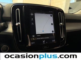Volvo XC40 T4 Momentum Auto 140 kW (190 CV)