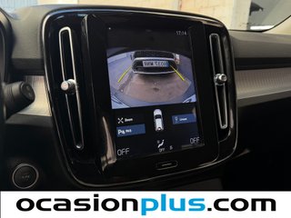 Volvo XC40 T4 Momentum Auto 140 kW (190 CV)