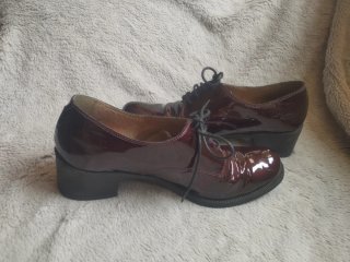 Zapatos charol burdeos talla 38