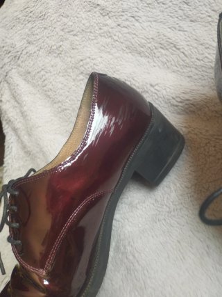 Zapatos charol burdeos talla 38