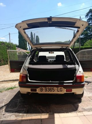 Peugeot 205 1990