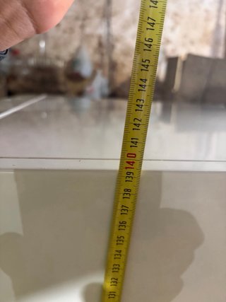 Frigorífico blanco en un pueblo a 60 km de burgos