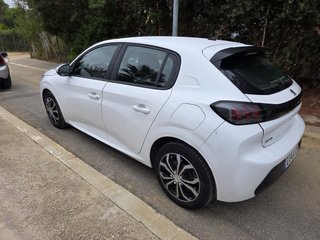 Peugeot 208 1.5 BlueHDi 100CV | Garantía 1 Año