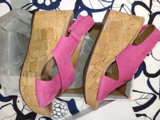 Sandalias de cuña rosas