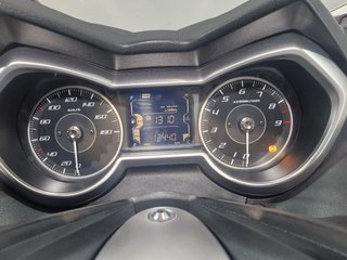 YAMAHA XMAX 400