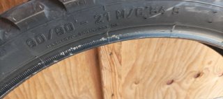 Pneumatico Moto 90/90/21 Metzeler