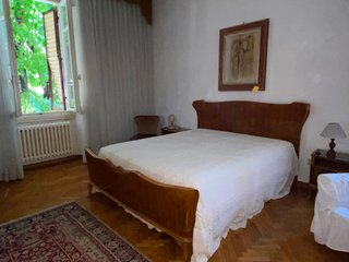Letto matrimoniale in legno