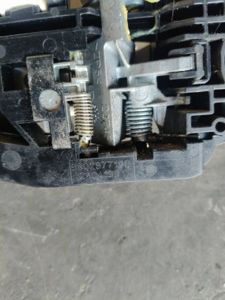 Cerradura Delantera Derecha Peugeot 308