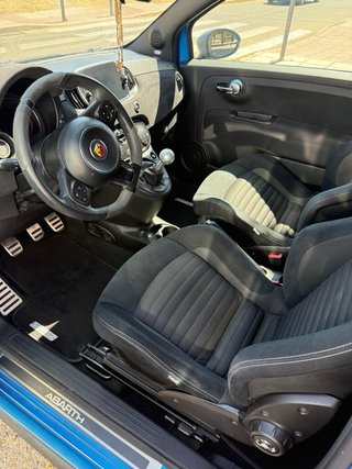 Abarth 595 2021