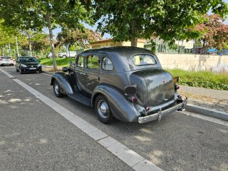 STUDEBAKER Six 1937
