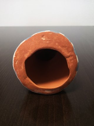Figura cerámica mujer menorquina esmaltada