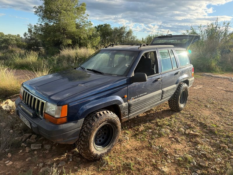Jeep Grand Cherokee 1997 - foto 1