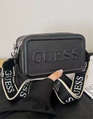 Bolso Negro Güess