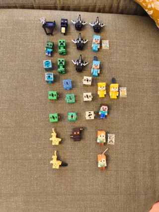 Muñecos Minecraft Kinder Joy