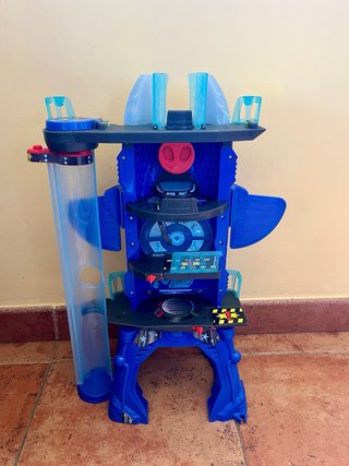 Torre de Control Pijamask con muñequitos y coche