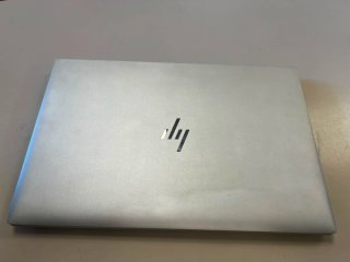HP Elitebook 840 G7 in argento