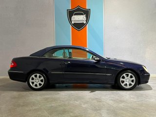 Mercedes-Benz  CLK 2005