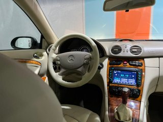 Mercedes-Benz  CLK 2005