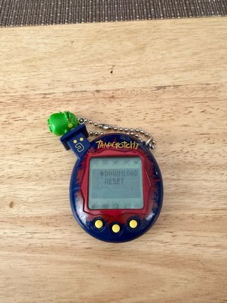 Tamagotchi Connection V4 (2006)
