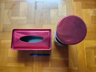 Caja de pañuelos y papelera de mesa metálica