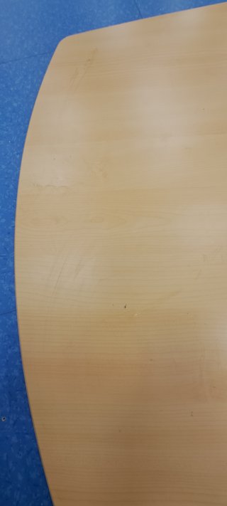 Mesa de oficina de madera rectangular