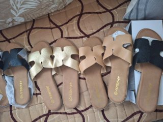 Zapatos de tacón negros