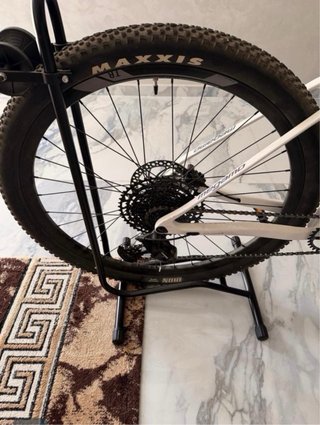 Megamo Factory 29”