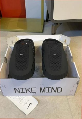 Nike Mind 001 Talla 42 Negro Naranja