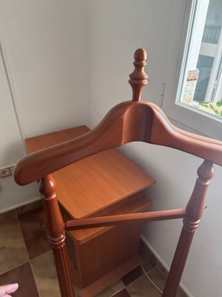 Galán de noche madera con cajón