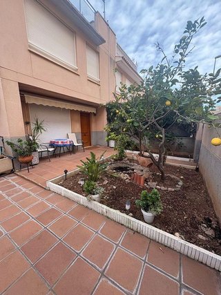 Casa adosada en alquiler en Padre Jaime - Los Cabos en Sagunto