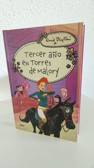 Pack indivisible Enid Blyton Torres de Malory