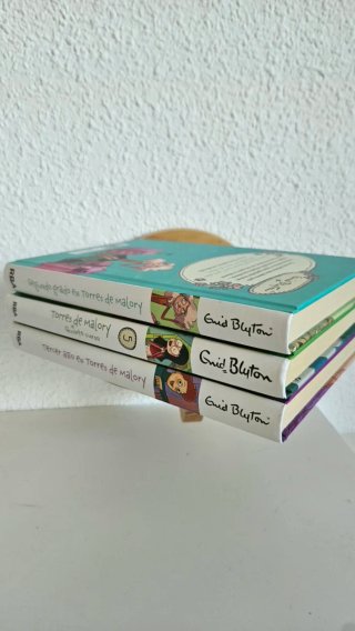 Pack indivisible Enid Blyton Torres de Malory
