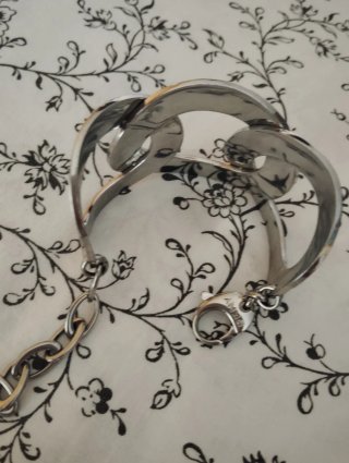 Pulsera DKNY plateada ajustable