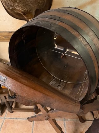 Botellero de pie de madera
