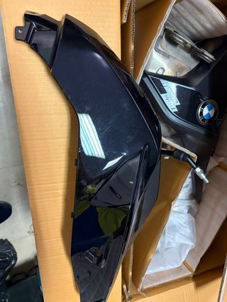 Carenado Derecho BMW F900R triple black
