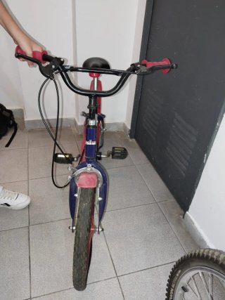 Bici Spiderman Azul y Roja