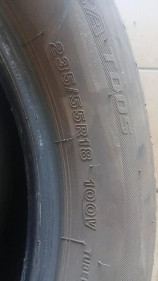 2 Neumáticos 235/55 R 18 100V Bridgestone