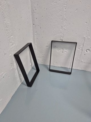 Pata cuadrada para mueble 35cm