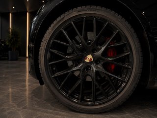 Porsche Panamera 4 Sport Turismo 10 Years Edition
