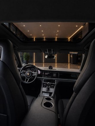 Porsche Panamera 4 Sport Turismo 10 Years Edition