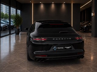 Porsche Panamera 4 Sport Turismo 10 Years Edition