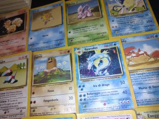 275 carte Pokémon con Vintage