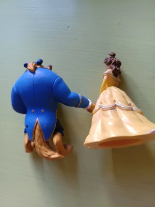 Figuras Bella y Bestia Disney