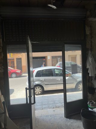 Puerta aluminio y cristal 2,45/2,85