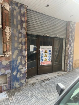 Puerta aluminio y cristal 2,45/2,85