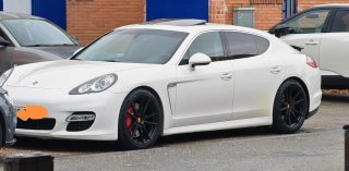 porche Panamera  4.8 turbo  2010