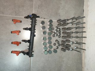 Válvulas, taqués y muelles para motor